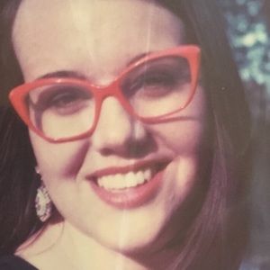 Meet your Posher, Victoria